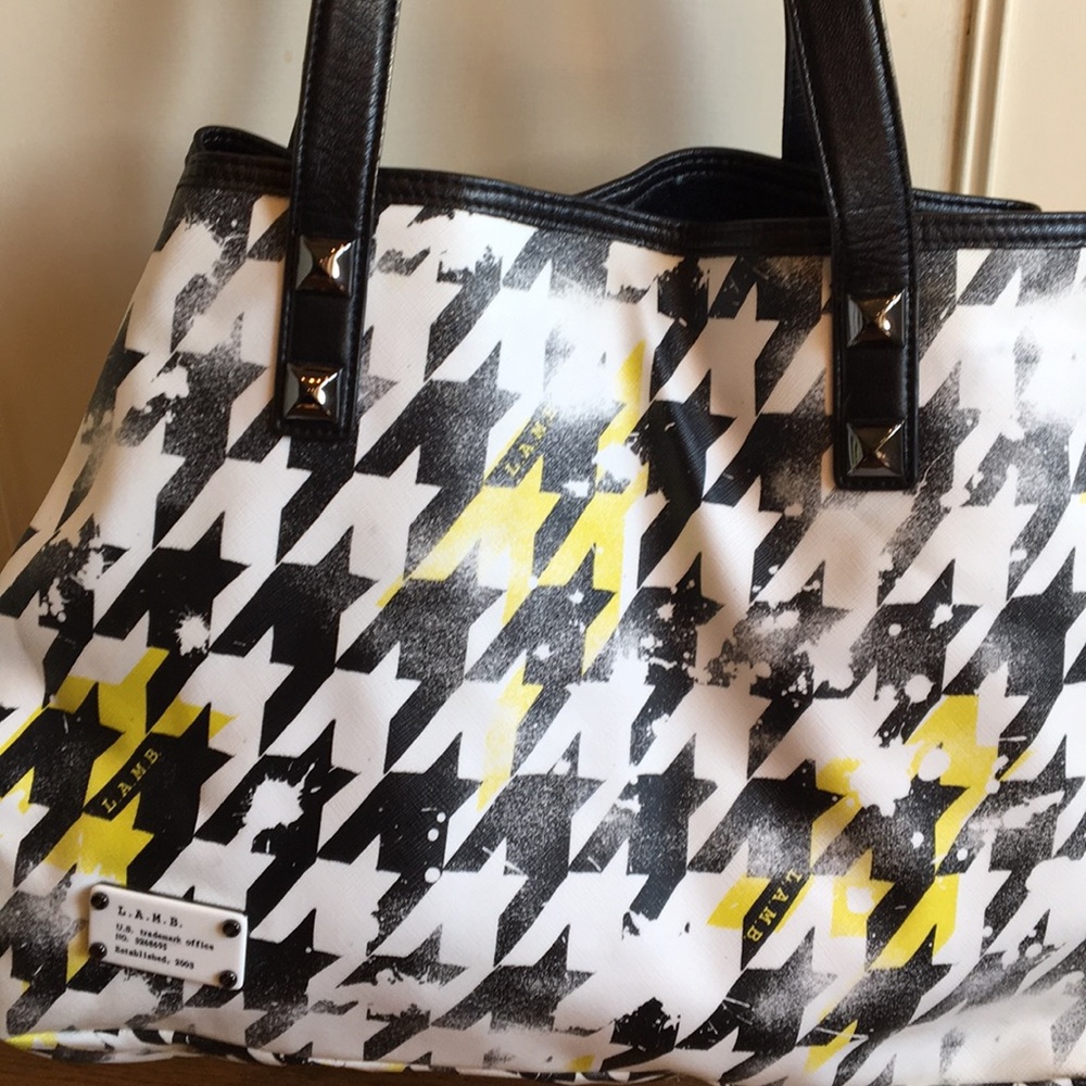 Lamb purse. Excellent condition